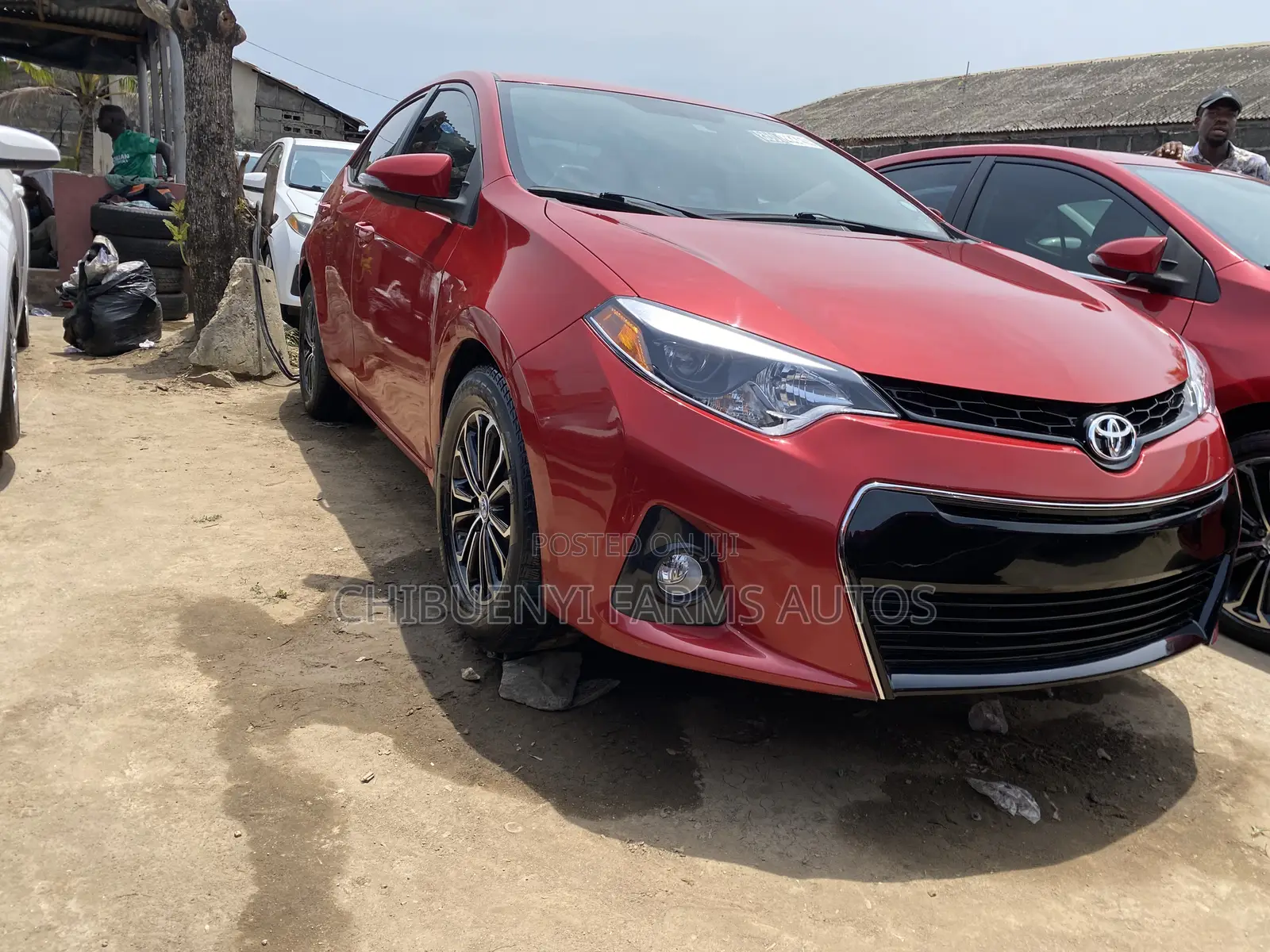 Toyota Corolla LE Premium 4dr Sedan (1.8L 4cyl CVT) 2015 Red
