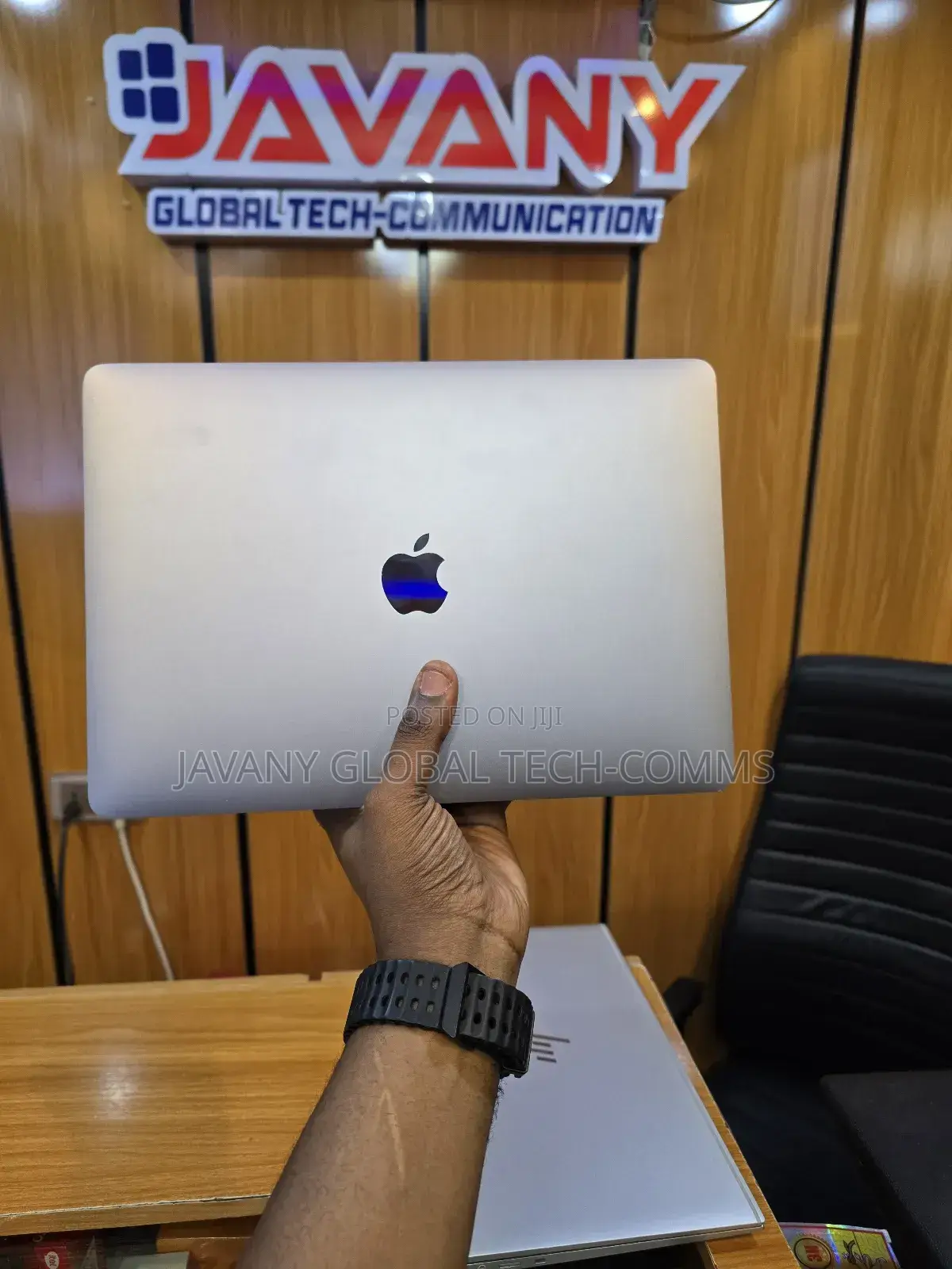 Laptop Apple MacBook Pro 2018 8GB Intel Core i5 SSD 256GB