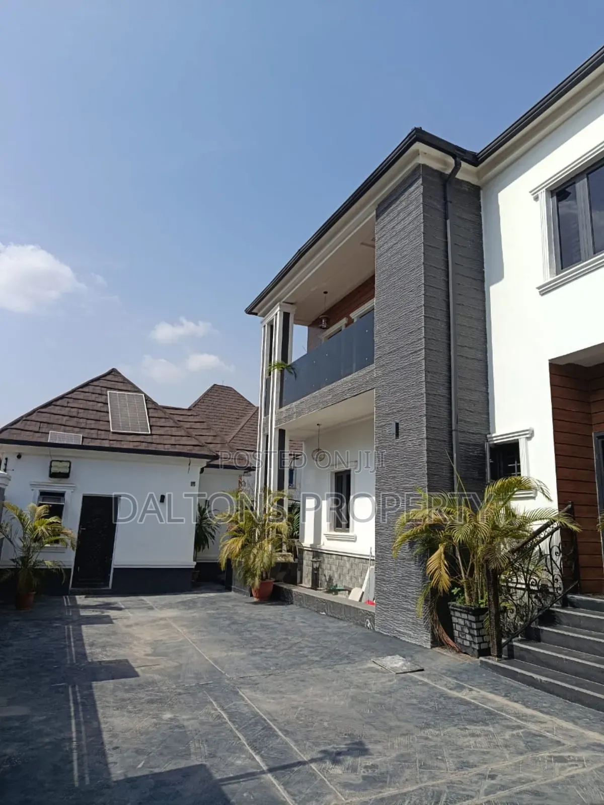 4bdrm Duplex in Sally Homes, Sabon Lugbe for sale