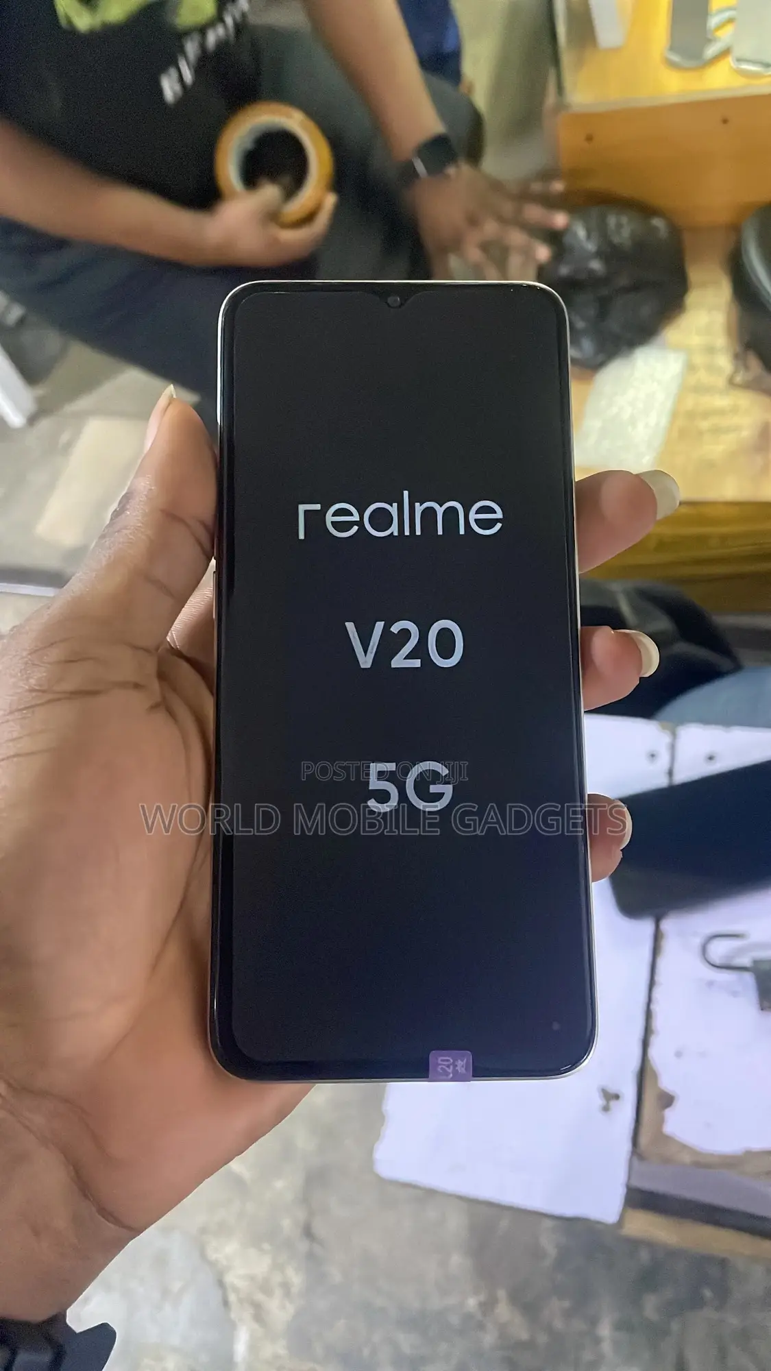 Realme V20 128 GB