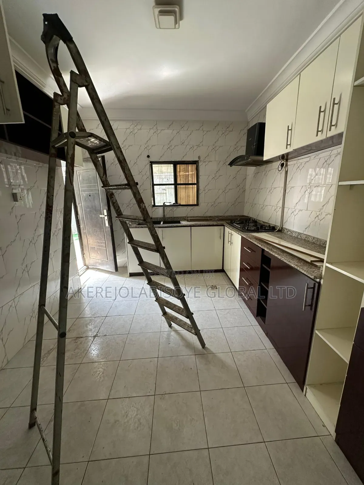 2bdrm Apartment in Utako Abuja for rent