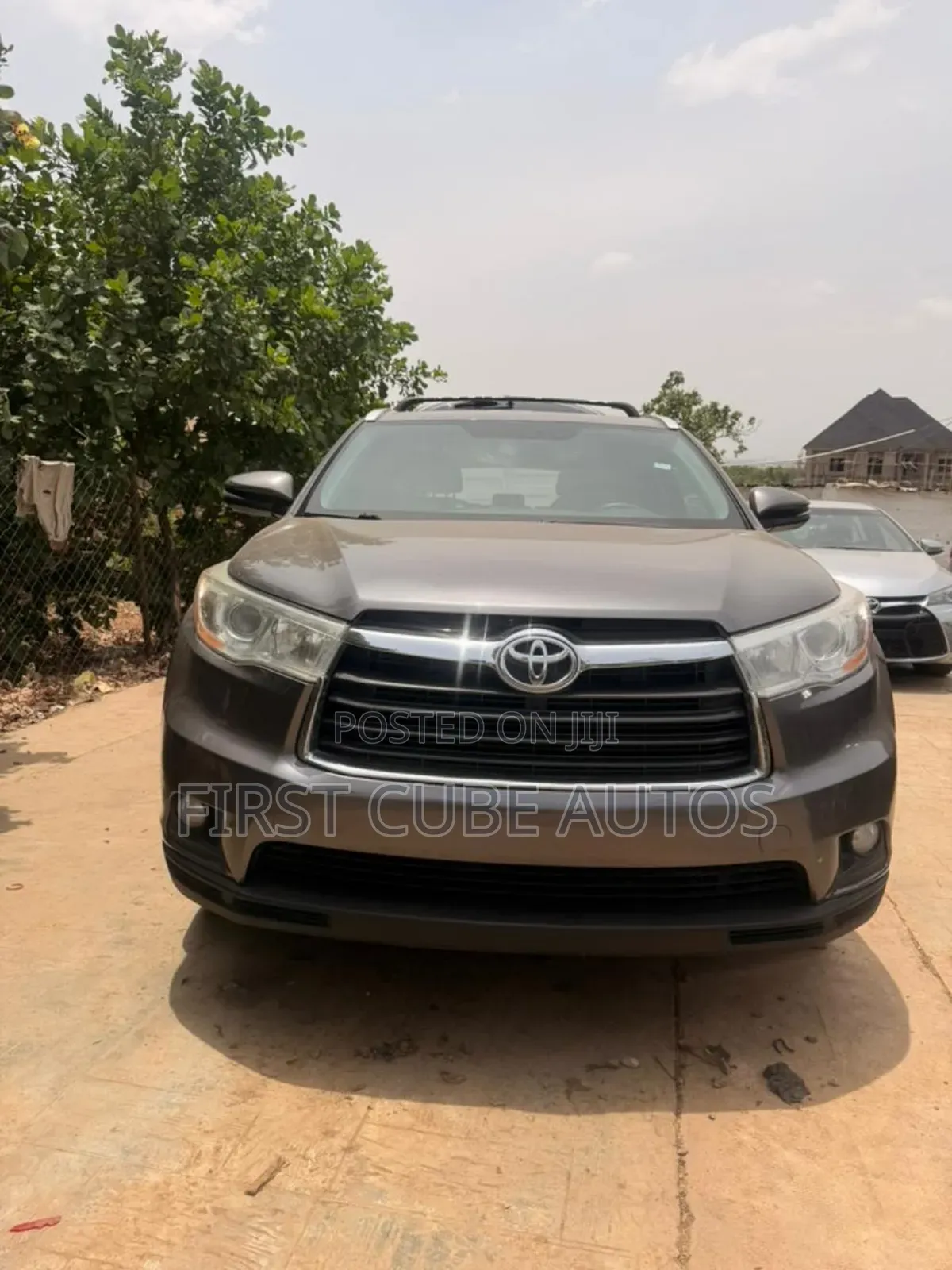 Toyota Highlander XLE V6 4x2 (3.5L 6cyl 6A) 2016 Gray