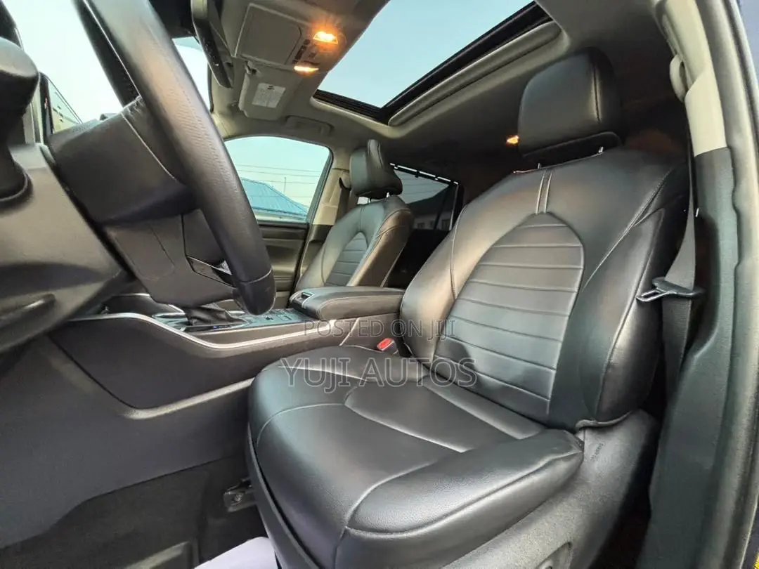 Toyota Highlander 2023 Blue