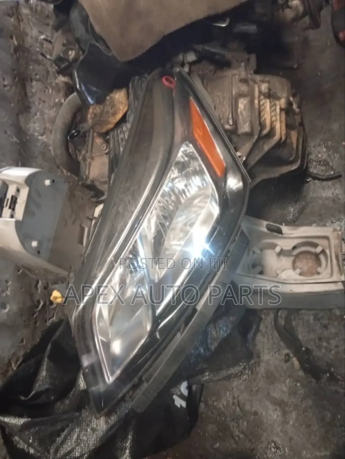 Clean Tokunbo Headlight for Chevrolet Equinox 2018 (Sharp Clear)