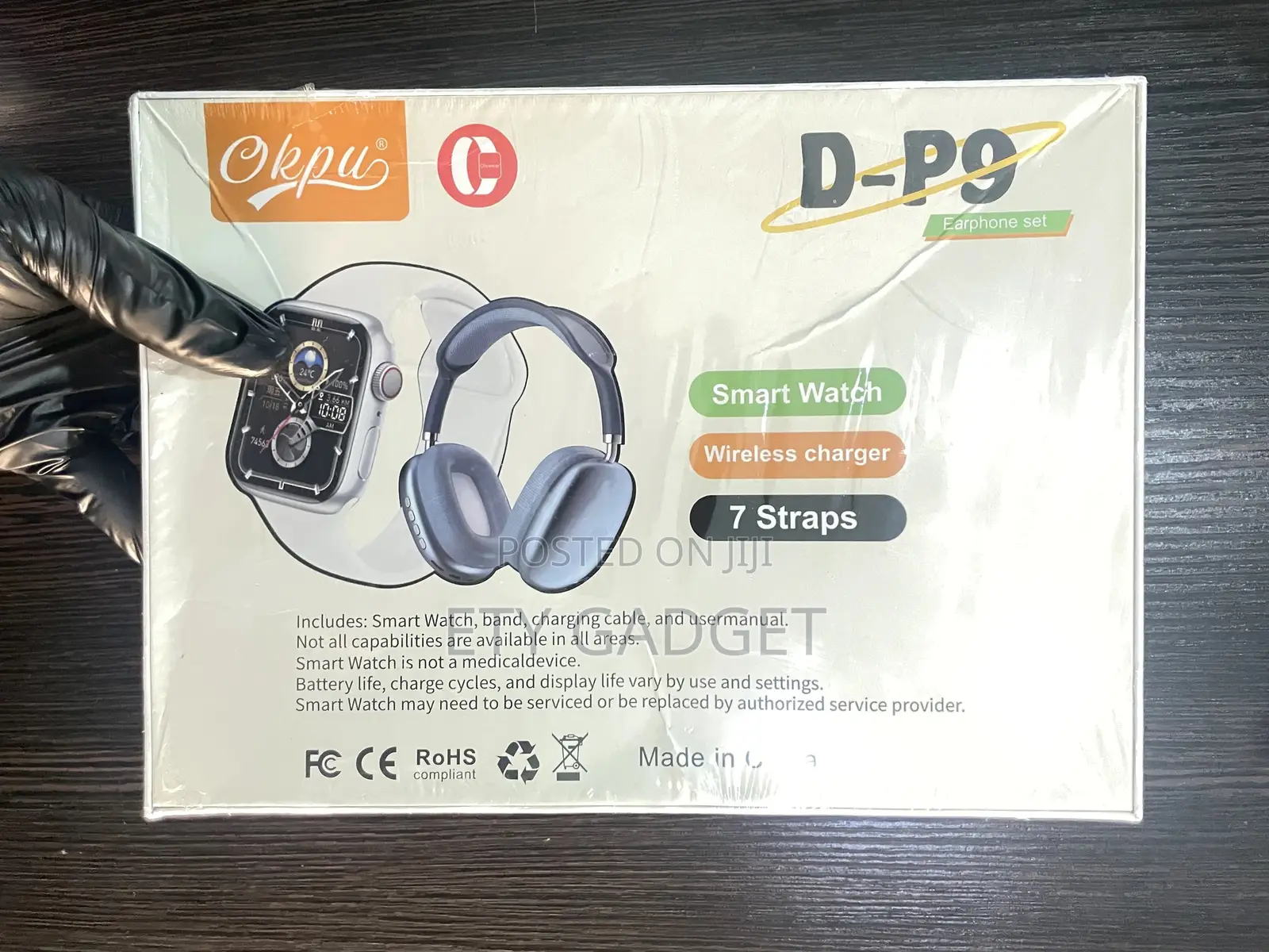 7 Straps Smart Watch With Wireless Charger