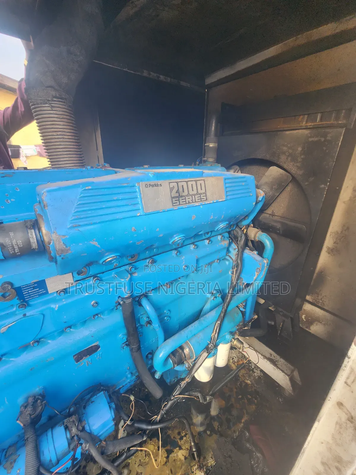 250kva 2,000 Series Full Manual Uk Perkins Soundproof