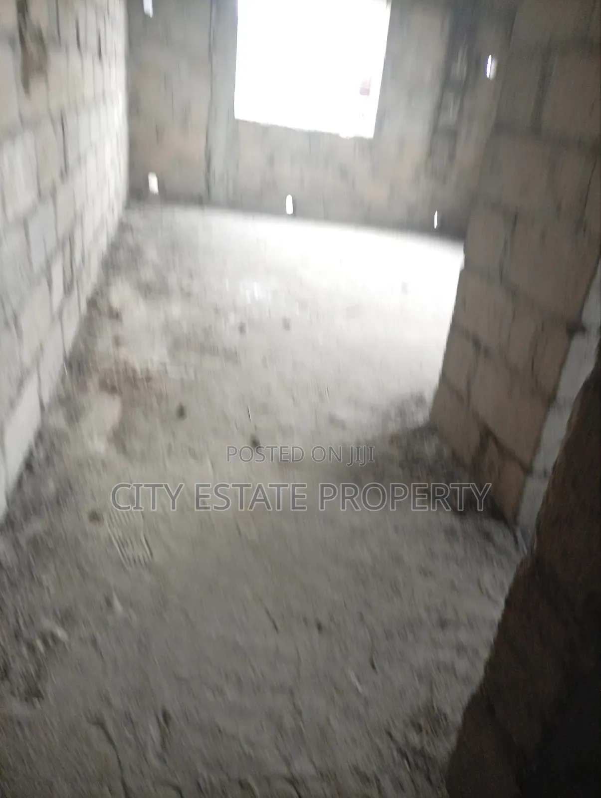 5bdrm Duplex in Jitto Estate, East West Road for sale