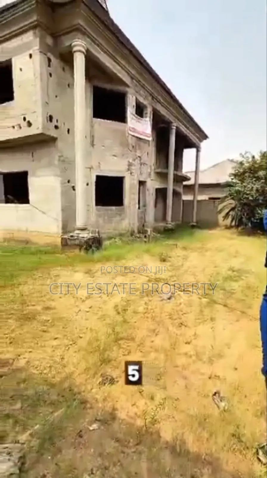 5bdrm Duplex in Jitto Estate, East West Road for sale