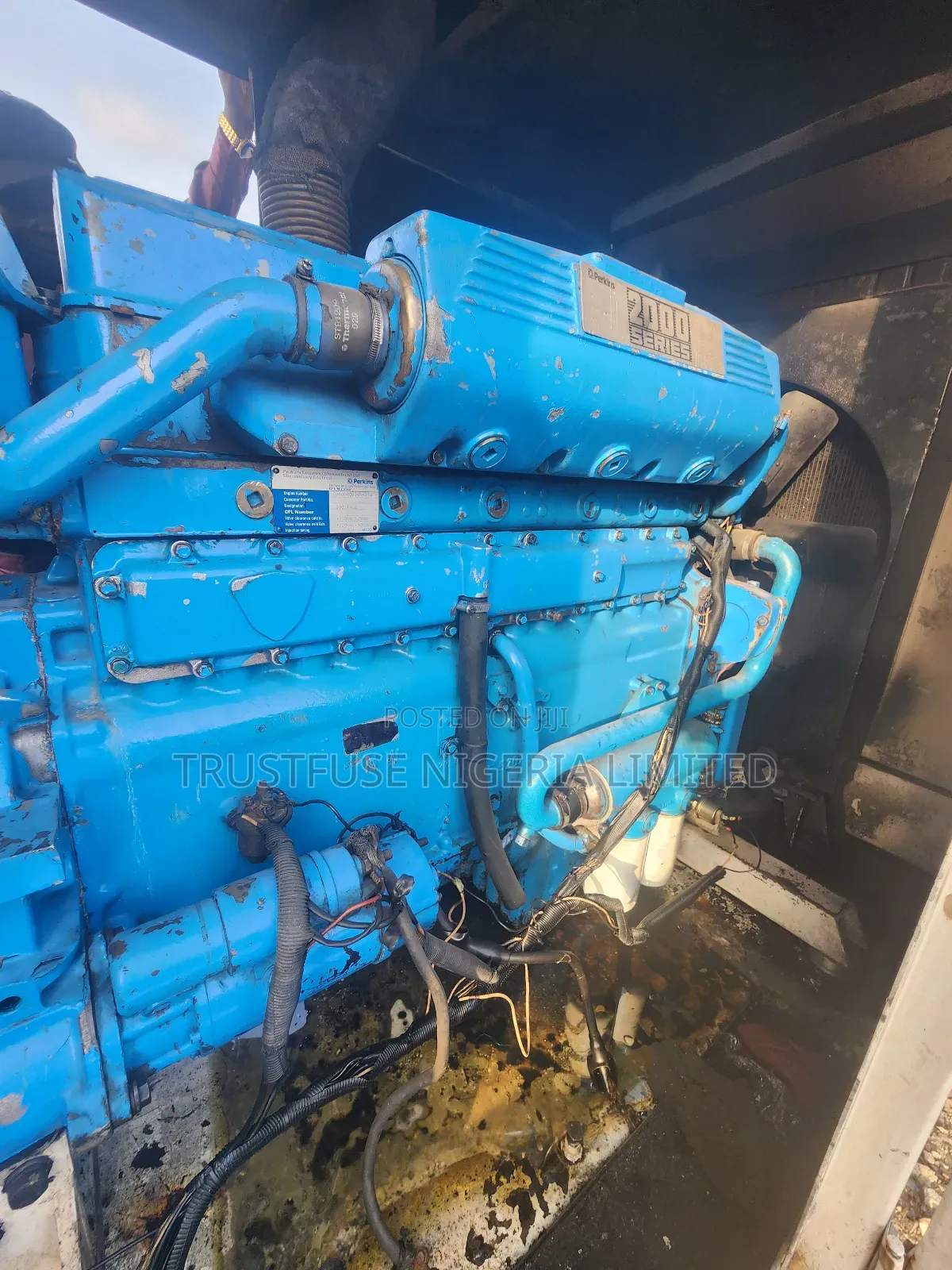 250 Kva 2,000 Series Uk Perkins Full Manual Soundproof Generator