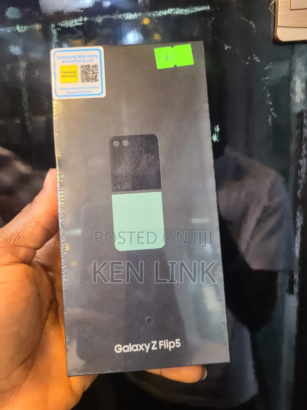 New Samsung Galaxy Z Flip5 512 GB Green