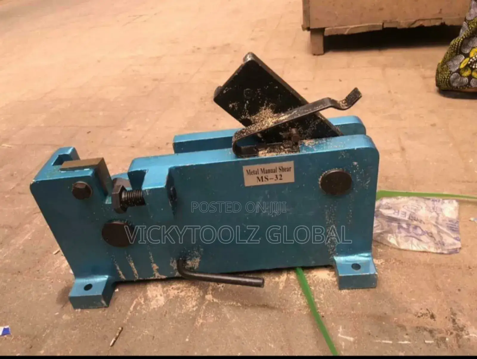 Metal Manual Shear S-32