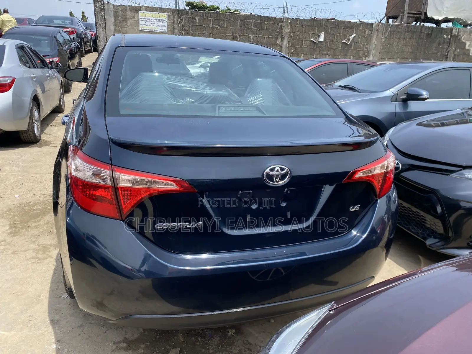 Toyota Corolla LE ECO w/Package 1 4dr Sedan (1.8L 4cyl CVT) 2017 Pearl