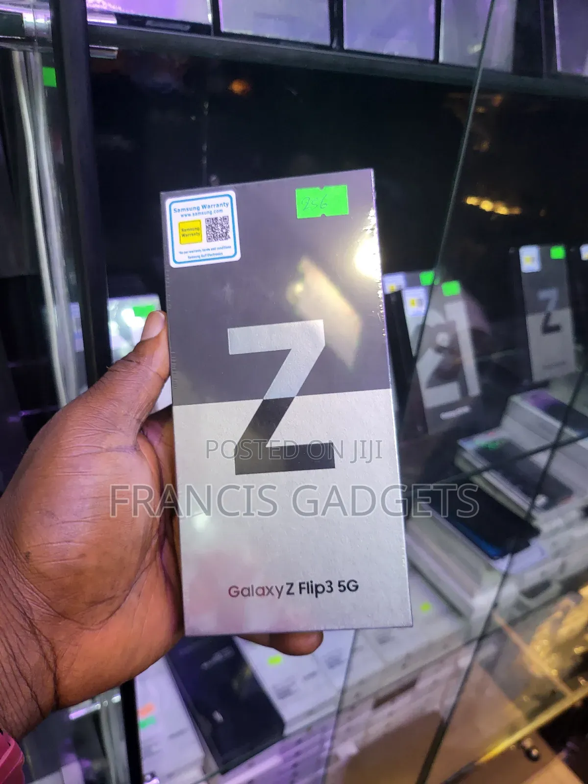 New Samsung Galaxy Z Flip 3 256 GB
