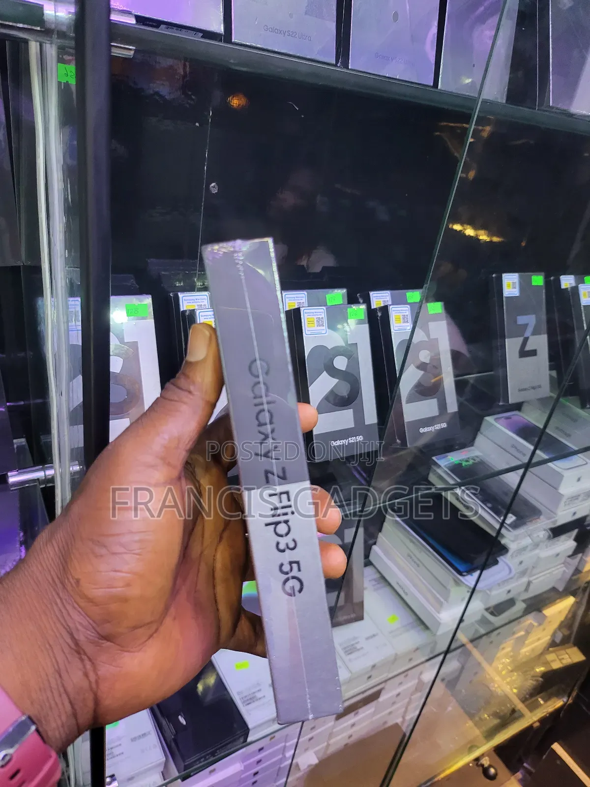 New Samsung Galaxy Z Flip 3 256 GB