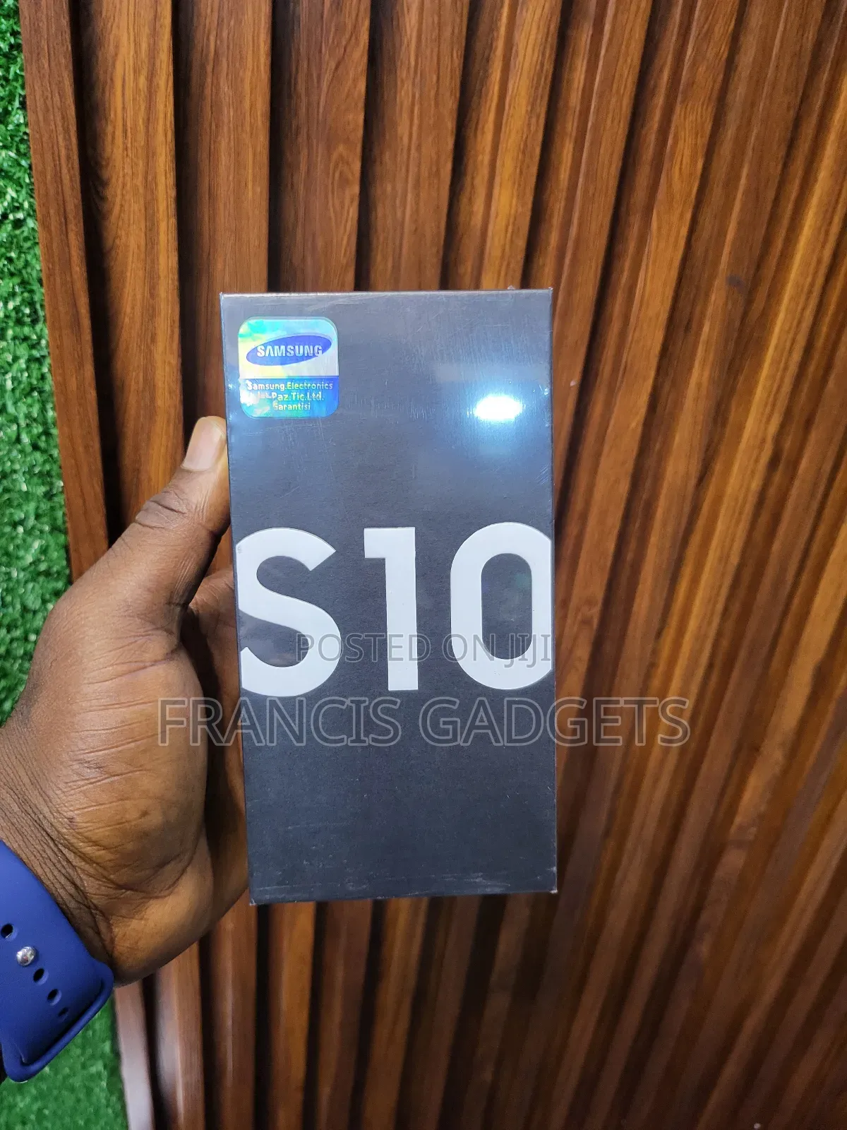 New Samsung Galaxy S10 128 GB Black