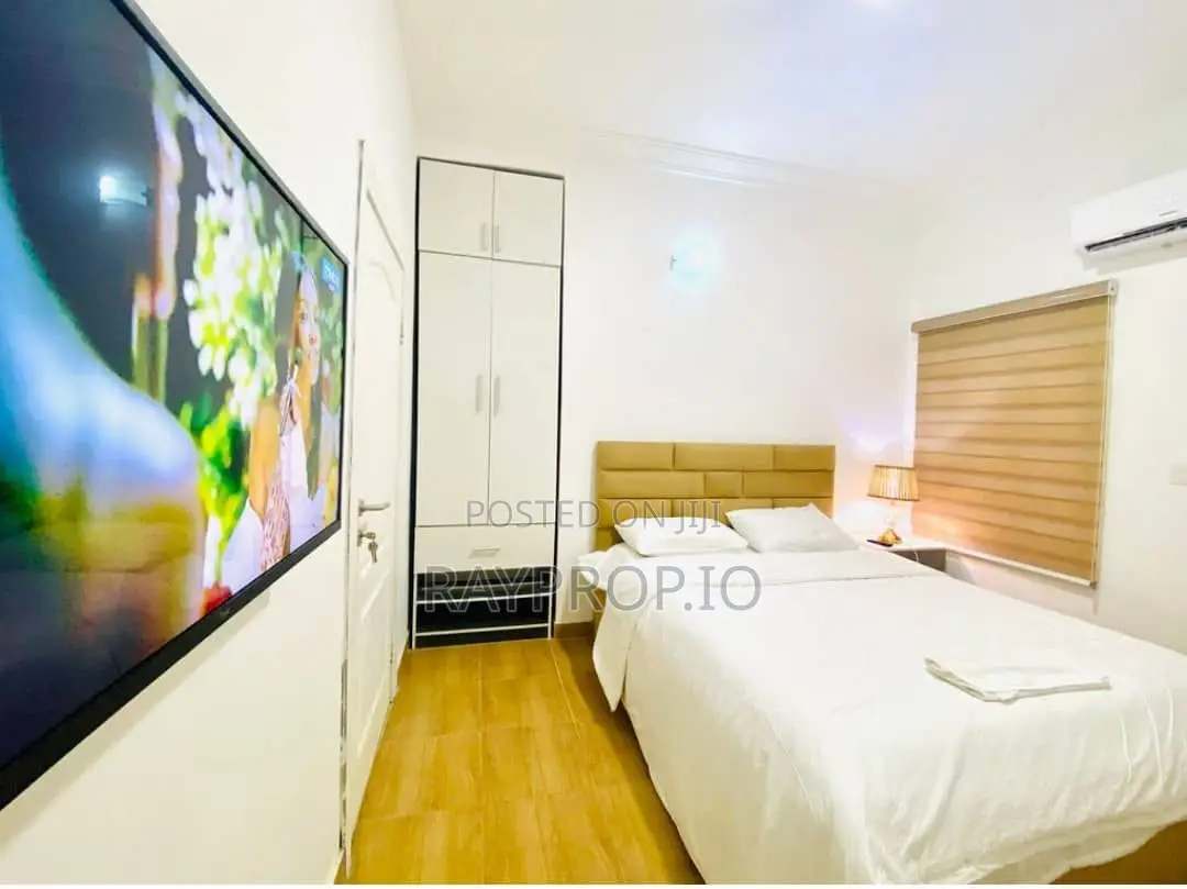 11f9f6xf - 3 Bedroom Shortlet in Maryland Ikeja
