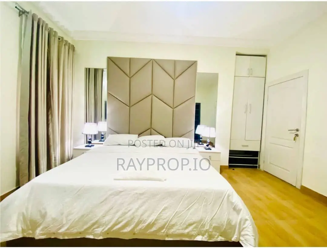 11f9f6xf - 3 Bedroom Shortlet in Maryland Ikeja