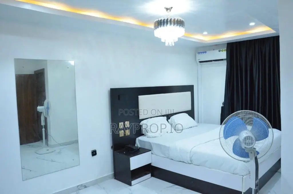 10f562qr - 2 Bedroom Shortlet in Allen Ikeja