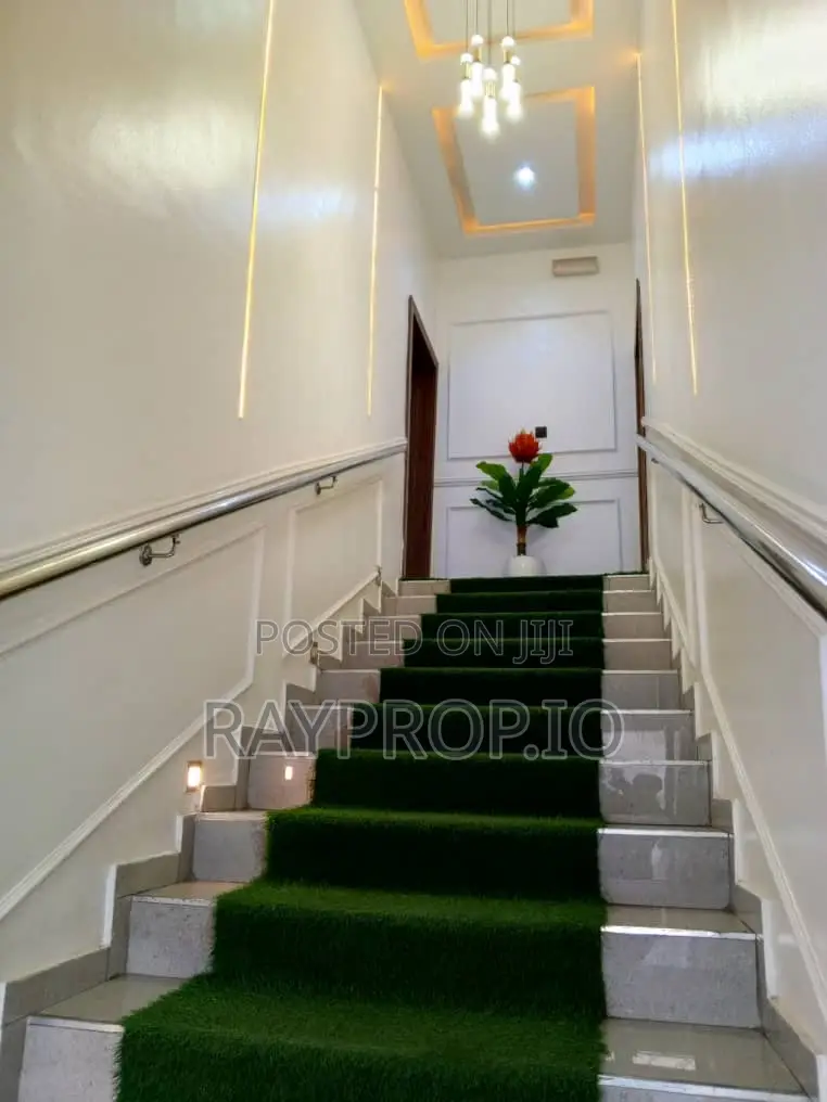 10f562qr - 2 Bedroom Shortlet in Allen Ikeja