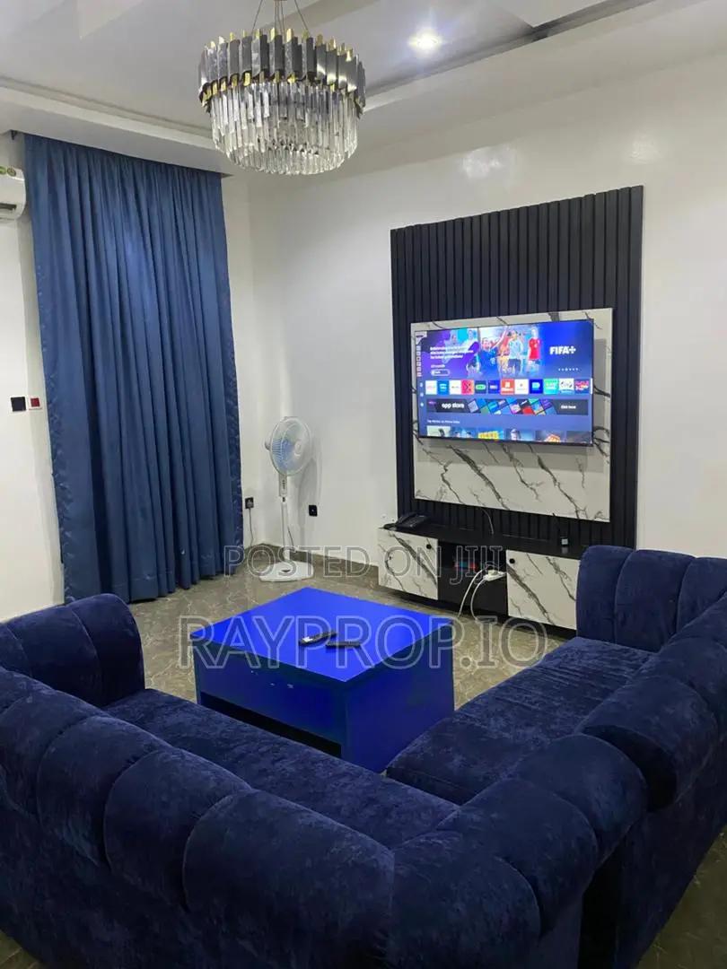 10f562qr - 2 Bedroom Shortlet in Allen Ikeja