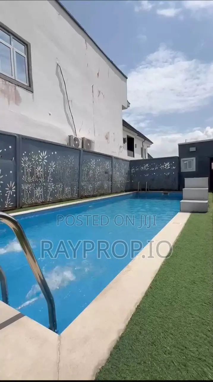 129f62au - 4 Bedroom Shortlet in Orchid Lekki