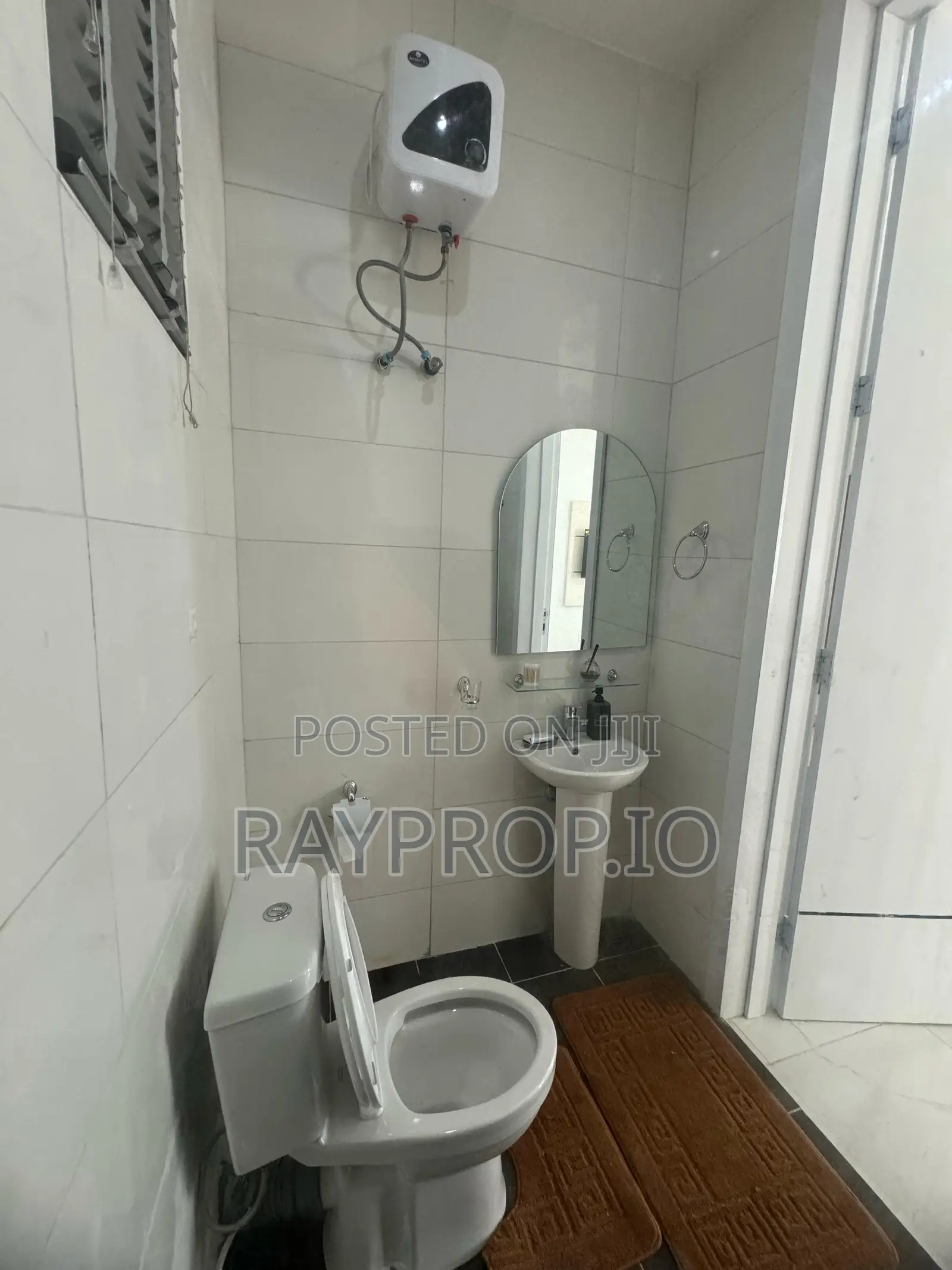 165b6bnp - 3 Bedroom Shortlet in Lekki Phase 1