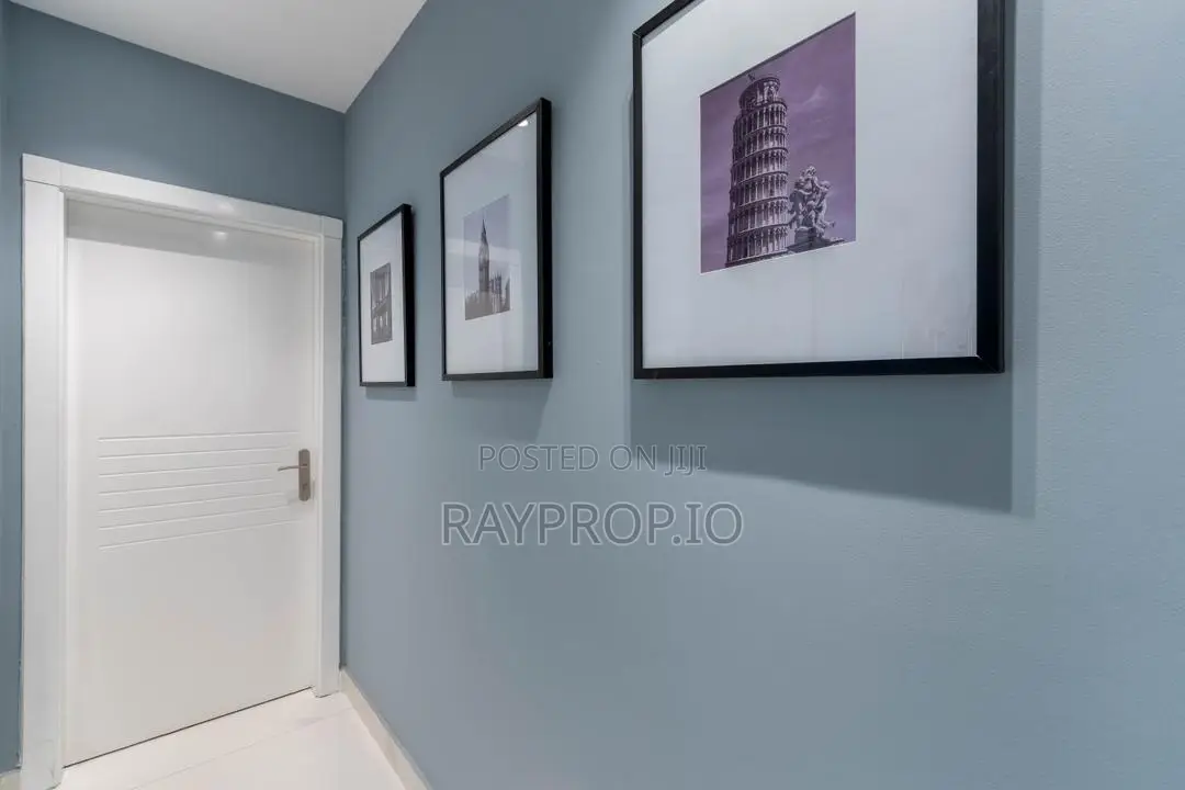 120925iy - 3 Bedroom Shortlet in Ikoyi