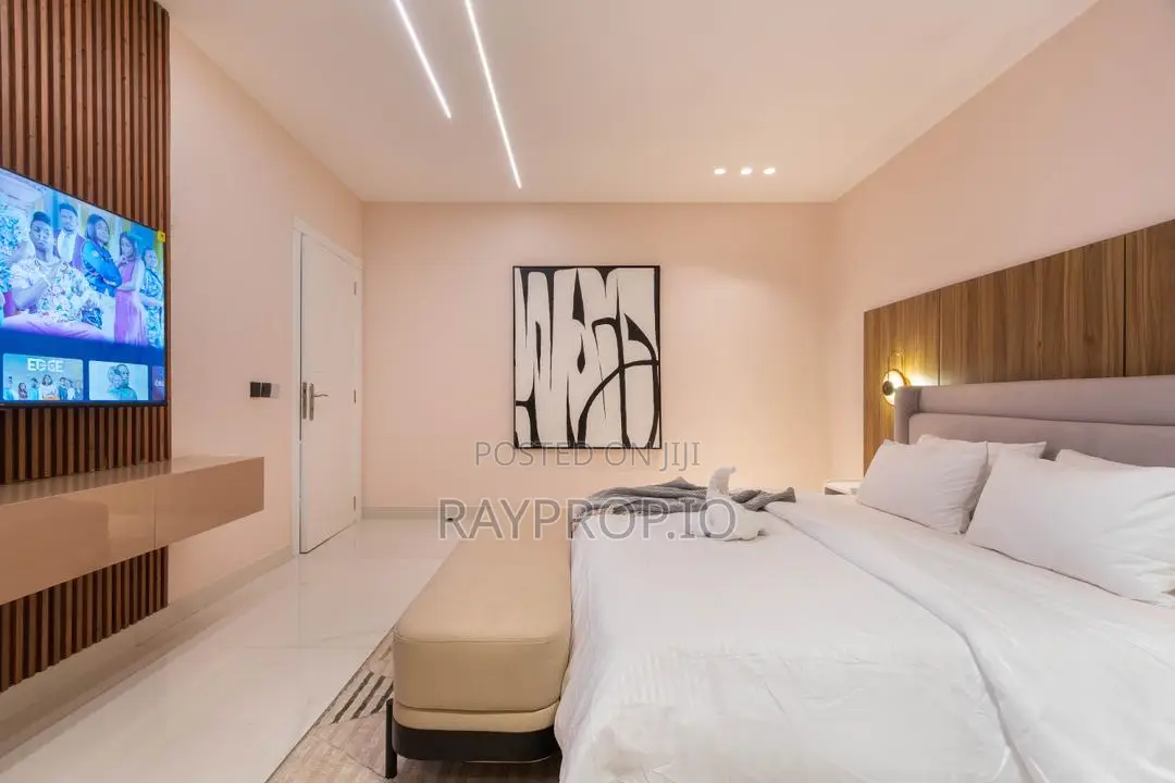 120925iy - 3 Bedroom Shortlet in Ikoyi
