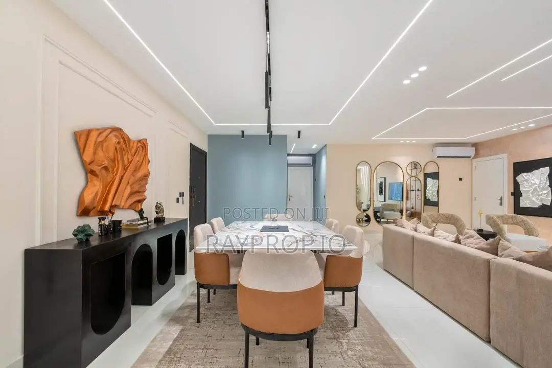 120925iy - 3 Bedroom Shortlet in Ikoyi