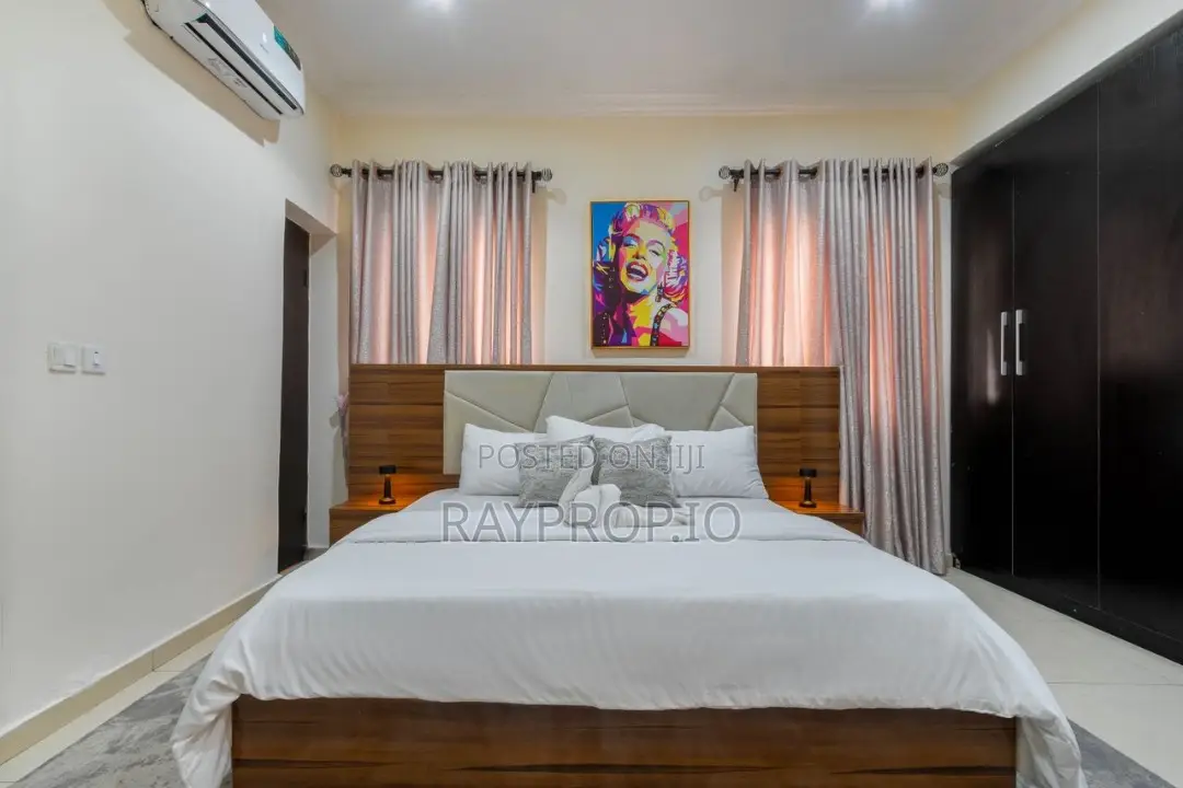 1203dfax - 3 Bedroom Shortlet in Ikate Lekki