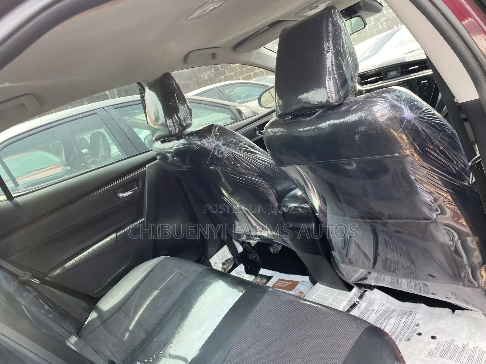 Toyota Corolla SE (1.8L 4cyl 6M) 2018 Maroon