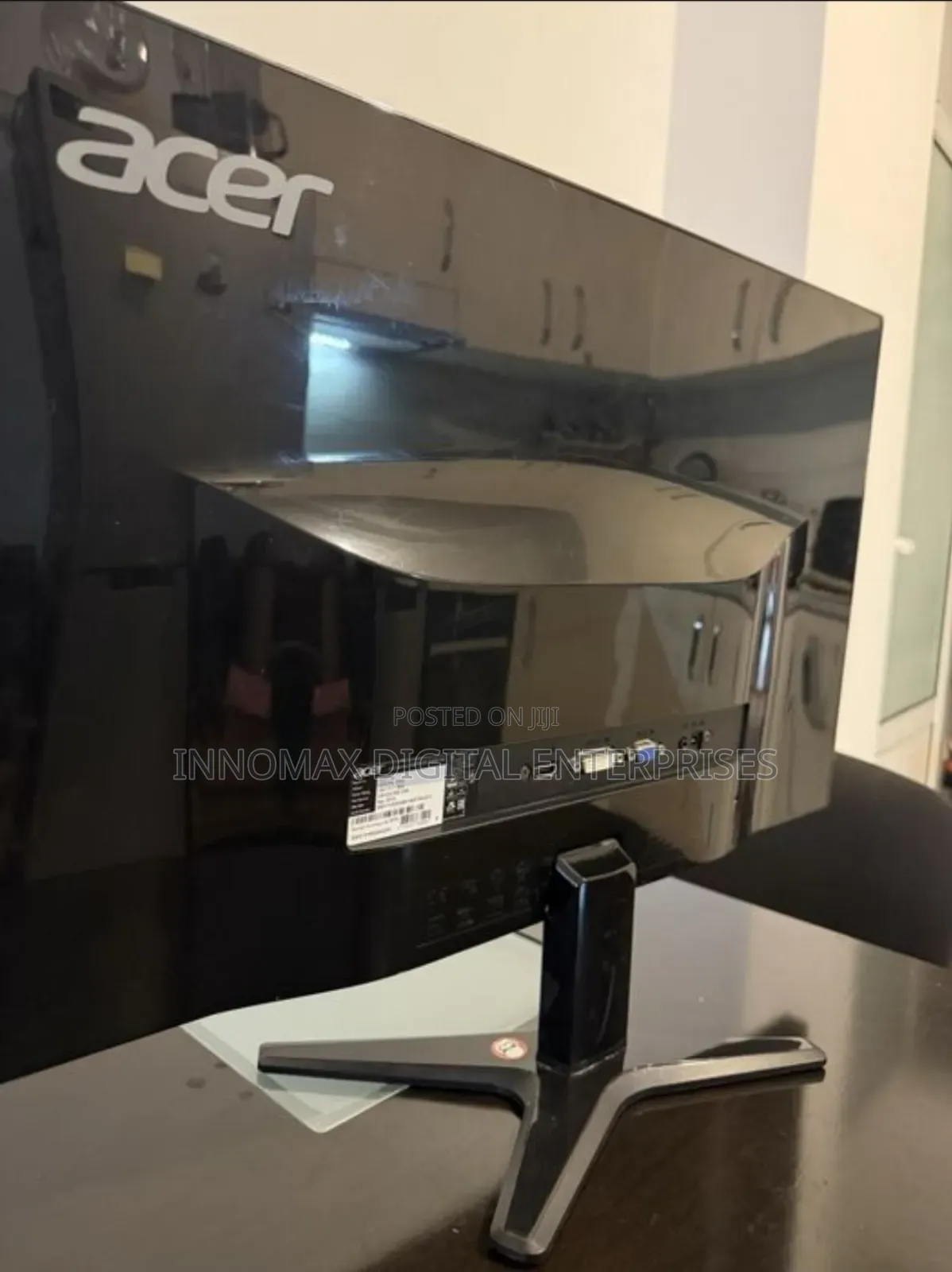 Acer 25-Inch Full Hd Monitor Known for Its Slim "Zero Frame" Monitor