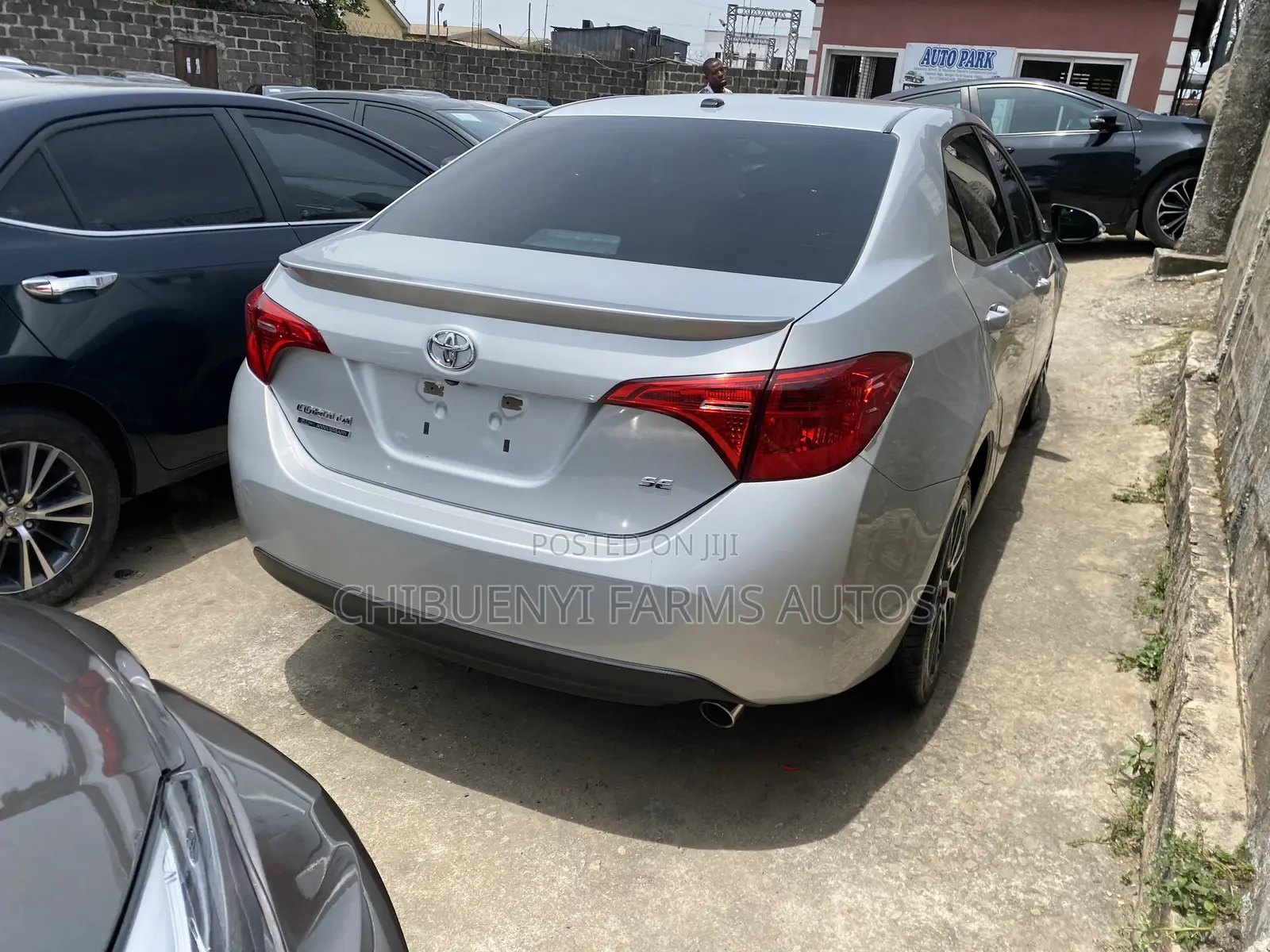 Toyota Corolla SE 4dr Sedan (1.8L 4cyl CVT) 2017 Silver