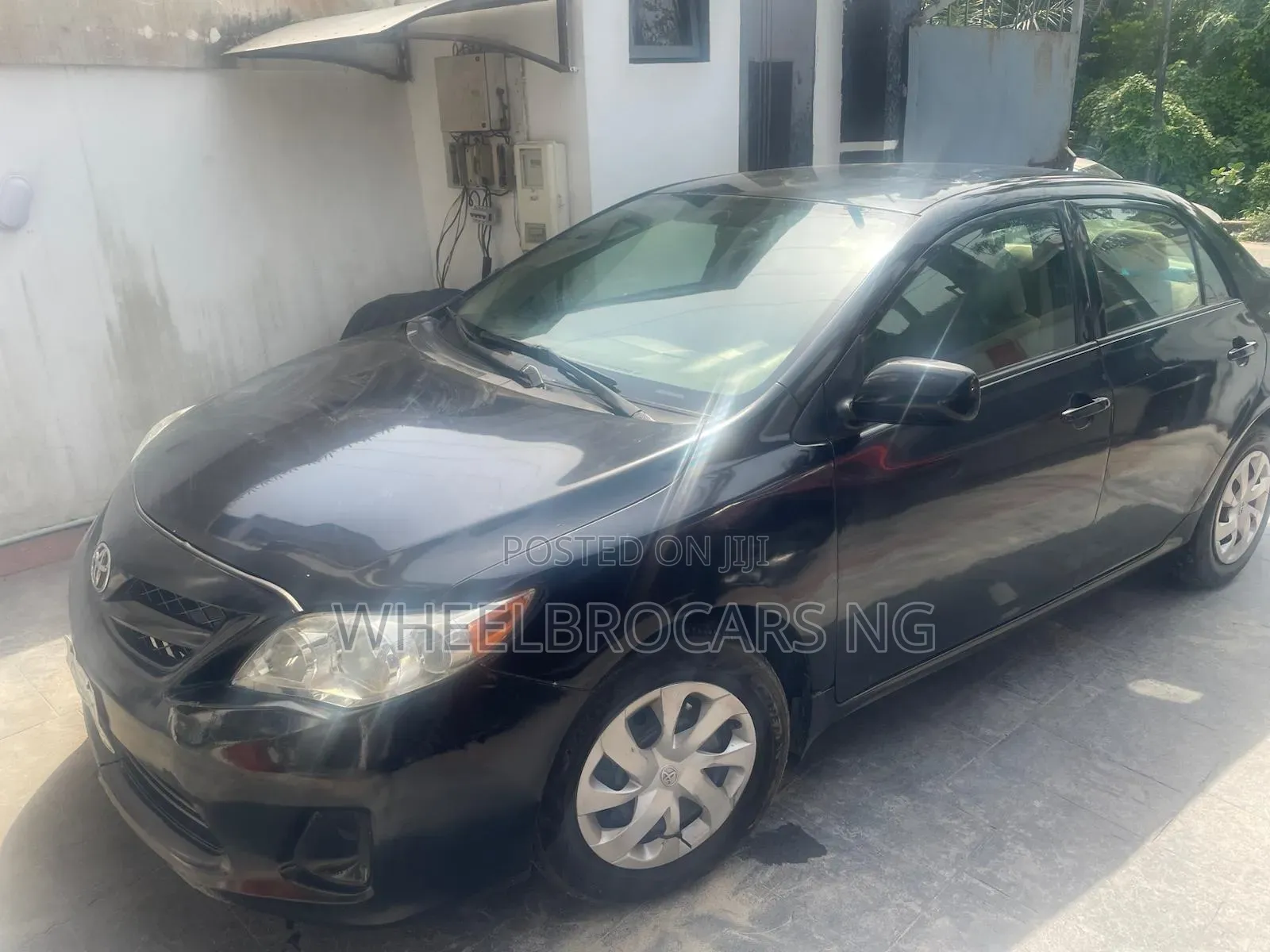 Toyota Corolla LE 4dr Sedan (1.8L 4cyl 4A) 2012 Black