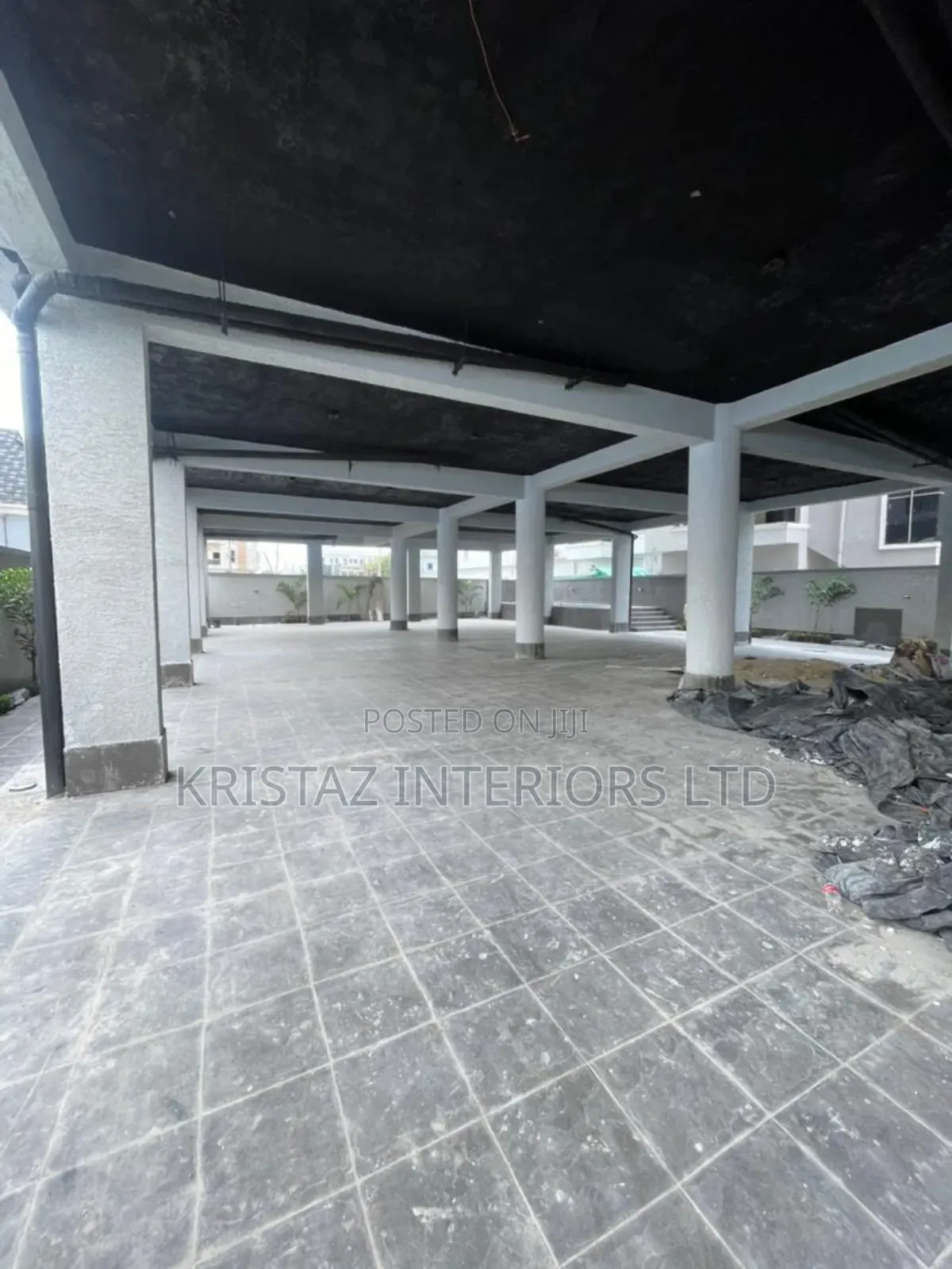 1bdrm Apartment in Orchid Road, Lekki Phase 2 for sale