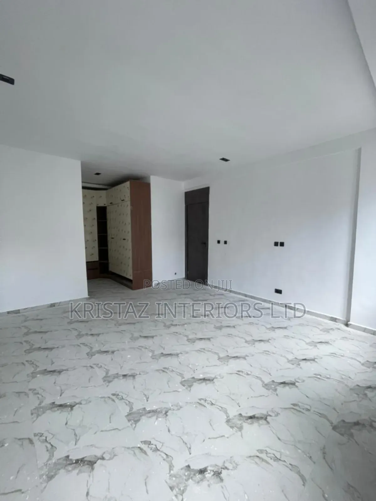 1bdrm Apartment in Orchid Road, Lekki Phase 2 for sale