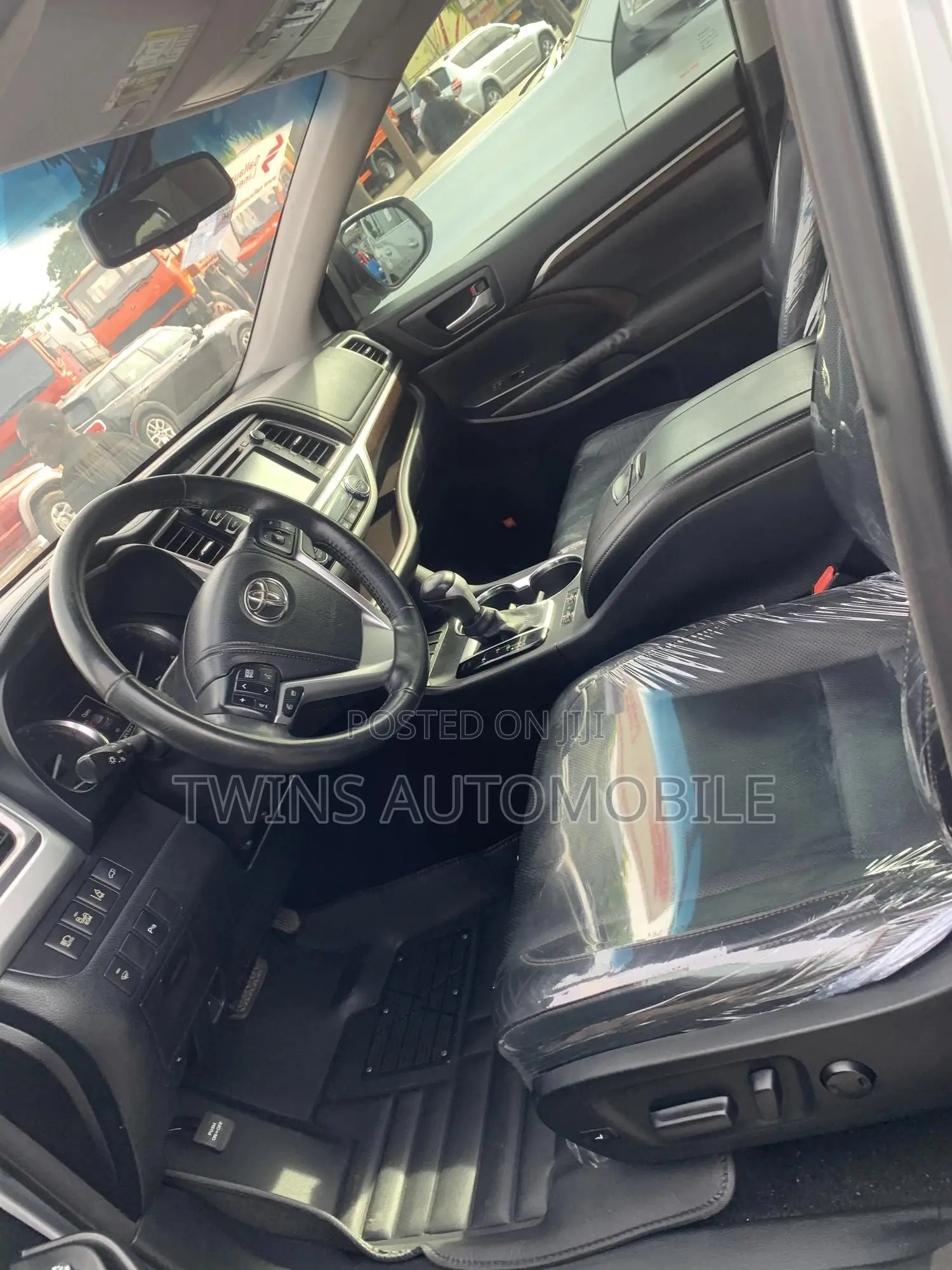 Toyota Highlander Limited 4dr SUV AWD (3.5L 6cyl 6A) 2015 Silver