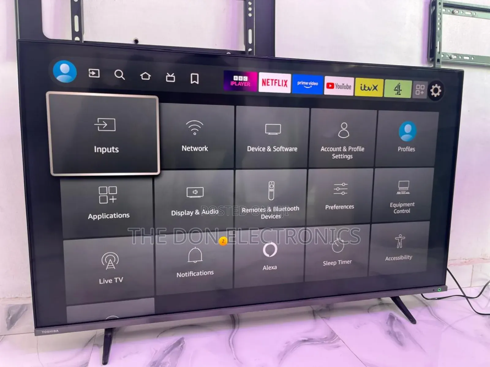 Toshiba 50" Smarttv: Immerse in Qled Brilliance Fire Tv Smartness