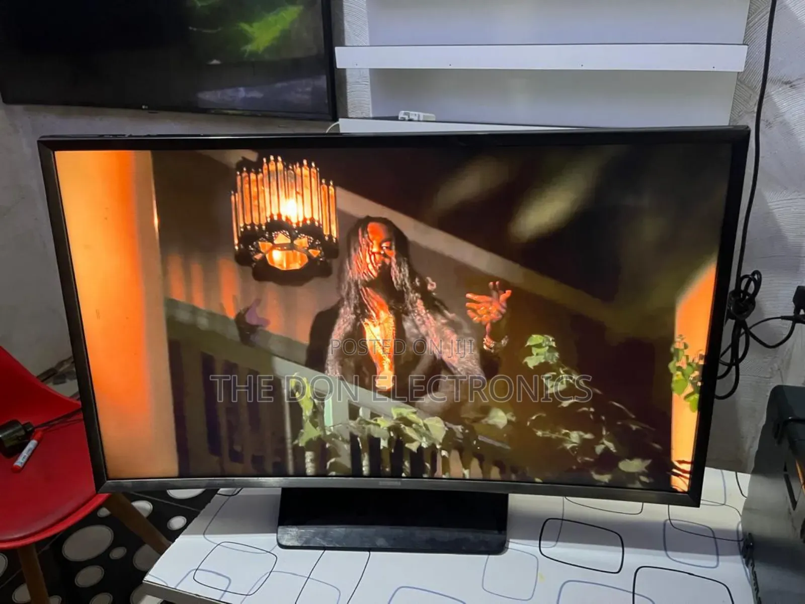 Samsung 32 Inches Curved Tv: Immerse Yourself in Stunning Detail