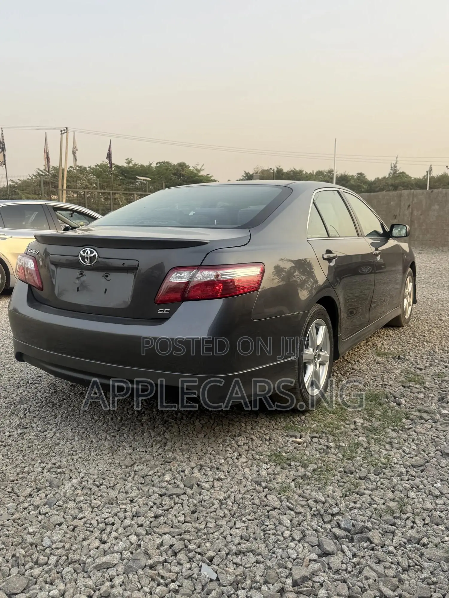 Toyota Camry SE 4dr Sedan (2.4L 4cyl 5A) 2009 Gray