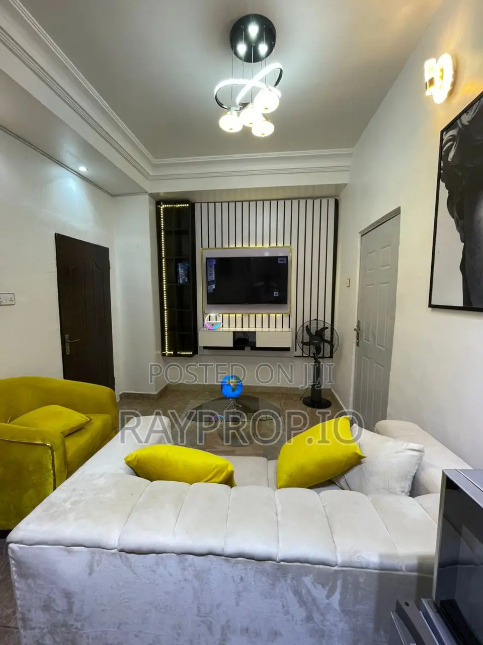 Df - 1 Bedroom Shortlet in Lekki
