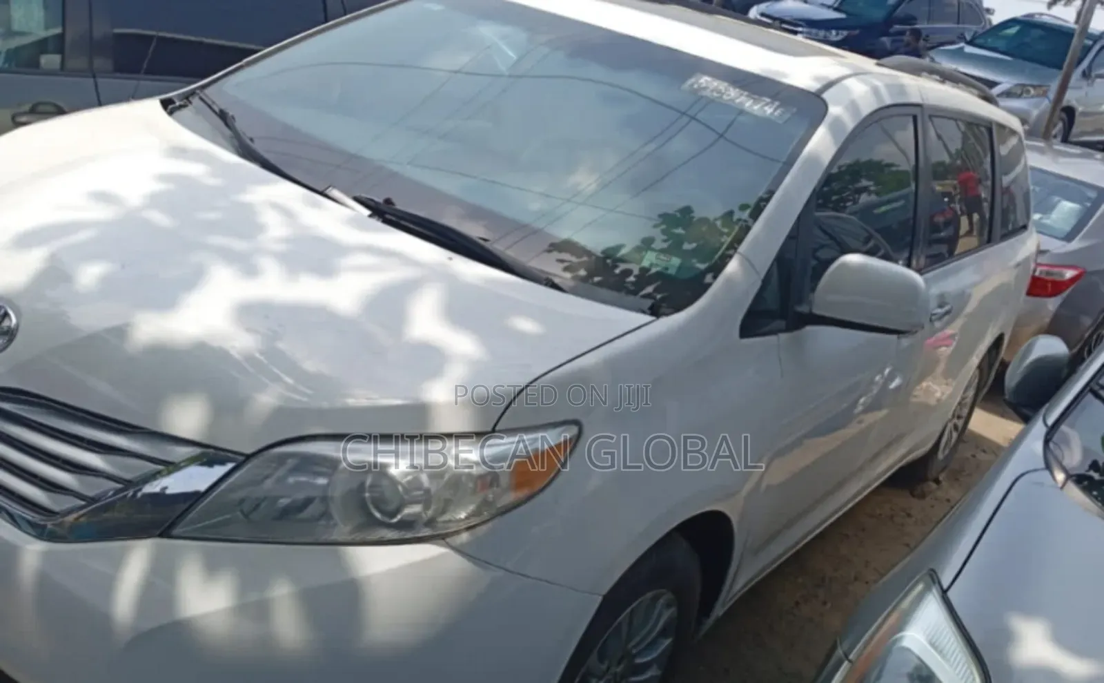Toyota Sienna Limited 7-Passenger 4dr Minivan (3.5L 6cyl 6A) 2015 White