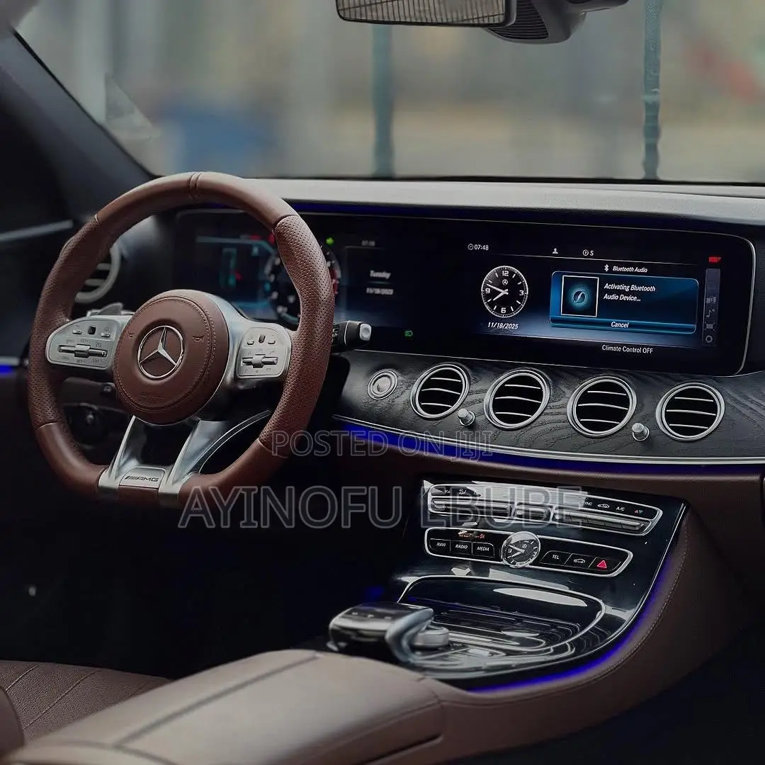 Mercedes-Benz E300 4Matic AWD Sedan (2.0L 4cyl 9A) 2017 White