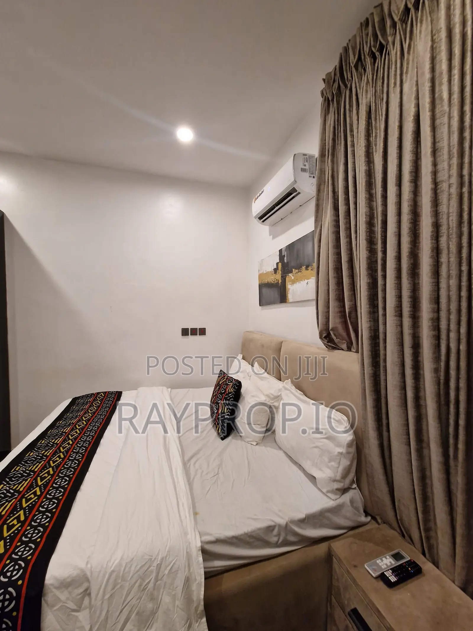 457947sl - Studio Shortlet in Mabushi Abuja