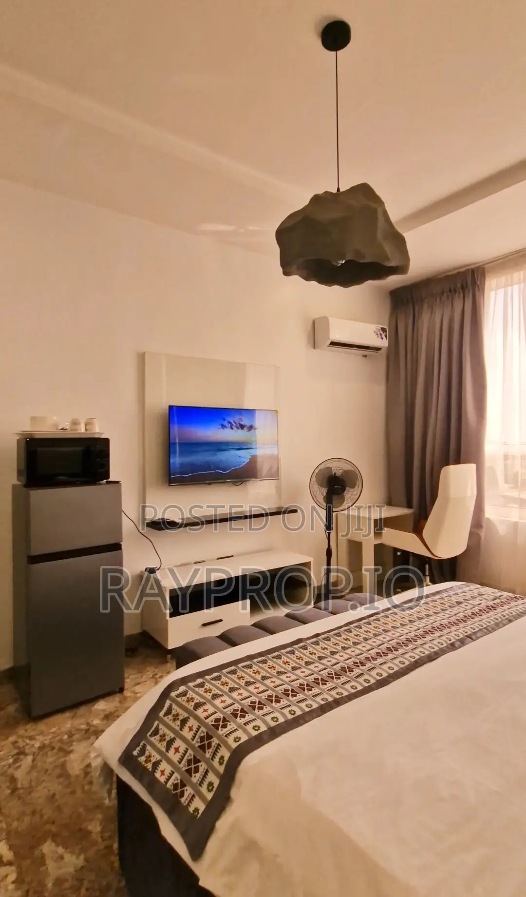 468326yh - Studio Shortlet in Mabushi Abuja