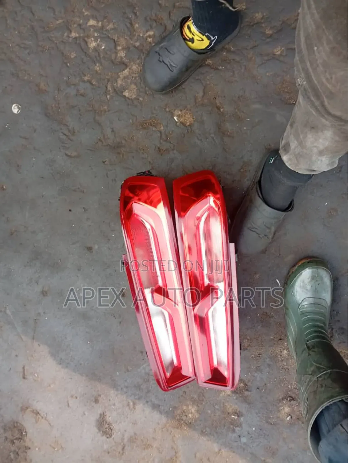Led Tail Light Set for Chevrolet Camaro (2016–2018) – Tokunbo