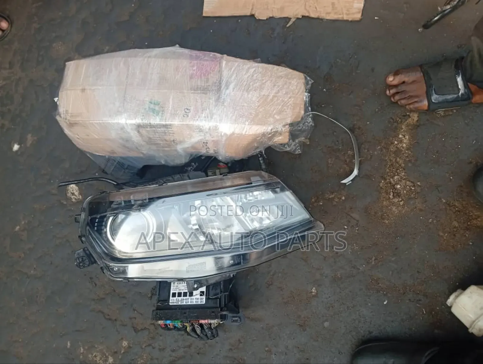 Clean Tokunbo Headlight for Chevrolet Camaro 2018 (Full Led, Sharp)