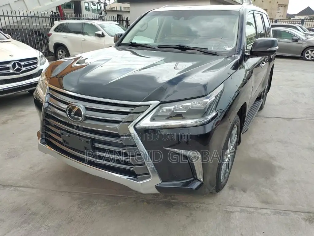 Lexus LX 570 AWD 2017 Black