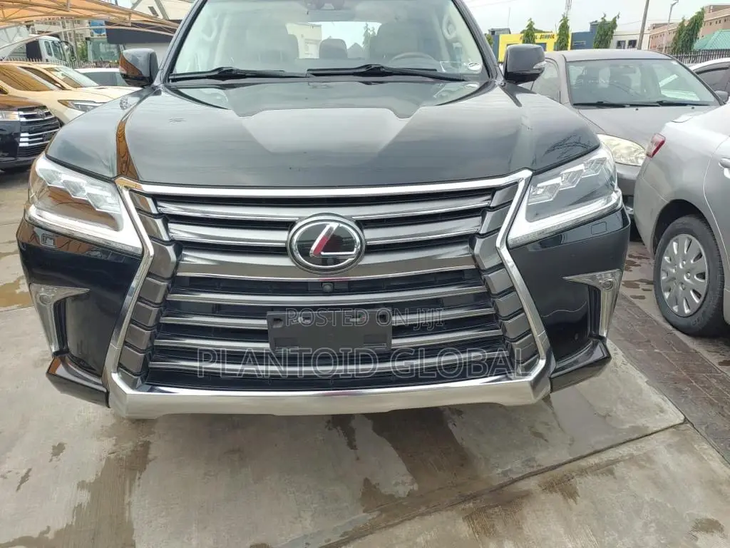 Lexus LX 570 AWD 2017 Black