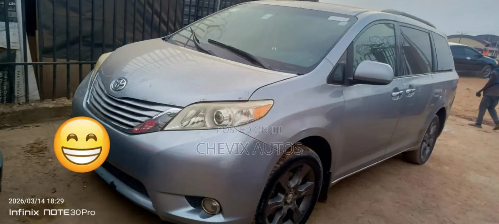 Toyota Sienna LE 8 Passenger 2011 Gray